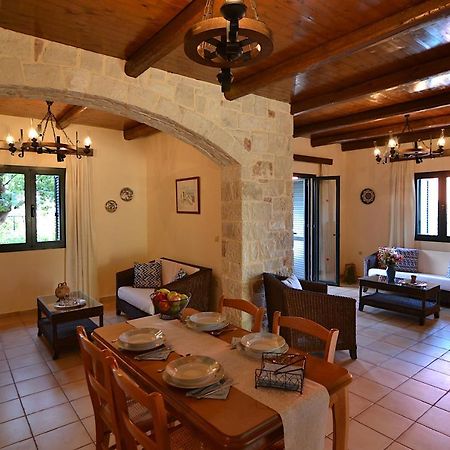 Christina Villas- Minoan Inland Pentamodi Exterior photo